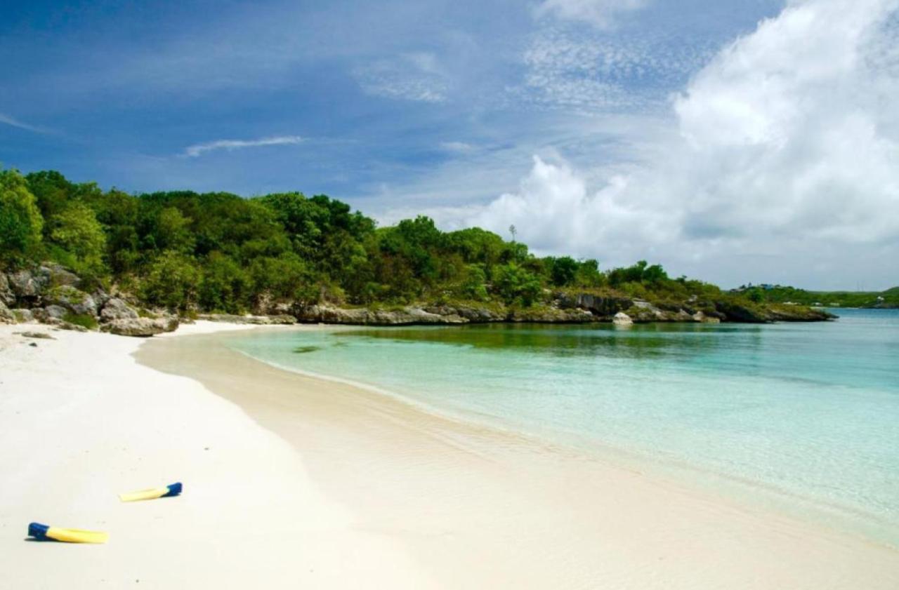 The Hideaway At Hughes Point Hotel Freetown Village Eksteriør billede