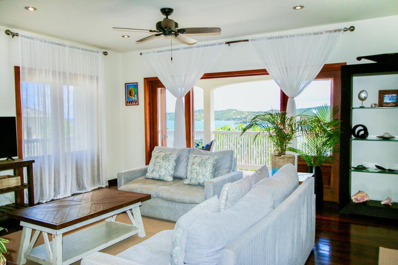The Hideaway At Hughes Point Hotel Freetown Village Eksteriør billede
